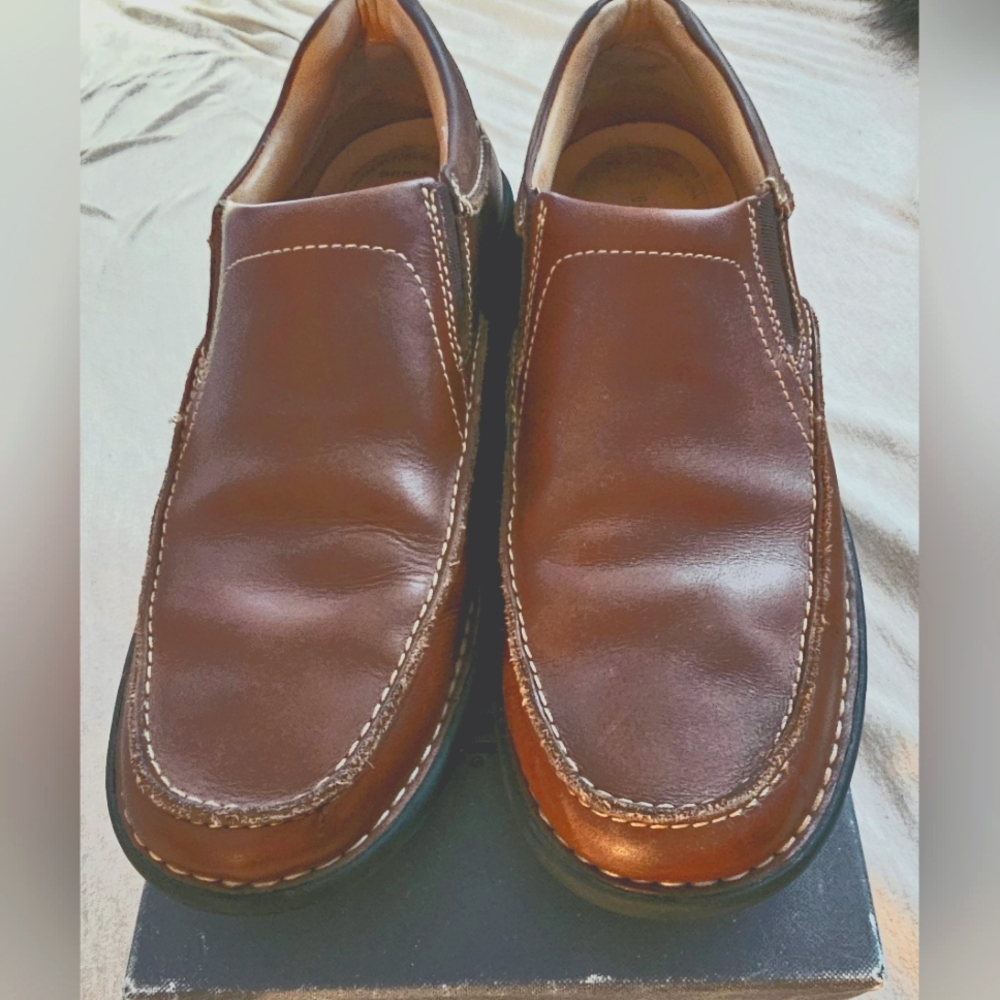 Size 9.5 Men's Johnston & Murphy Mahogany Brown Slip On Loafers Amstead MOCV